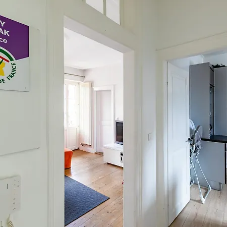 2 Avec Garage A Апартаменти